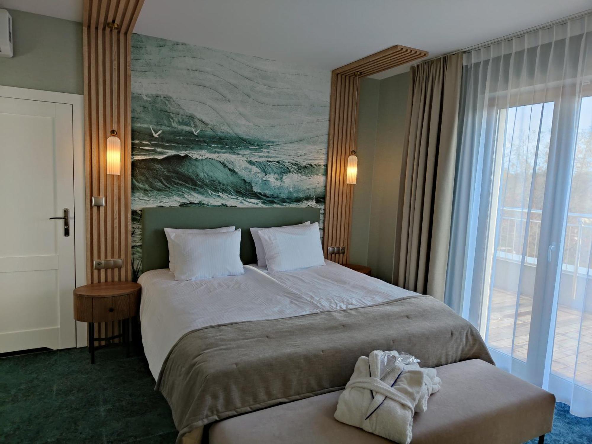 Hotel Szafir Jastrzębia Góra Екстериор снимка