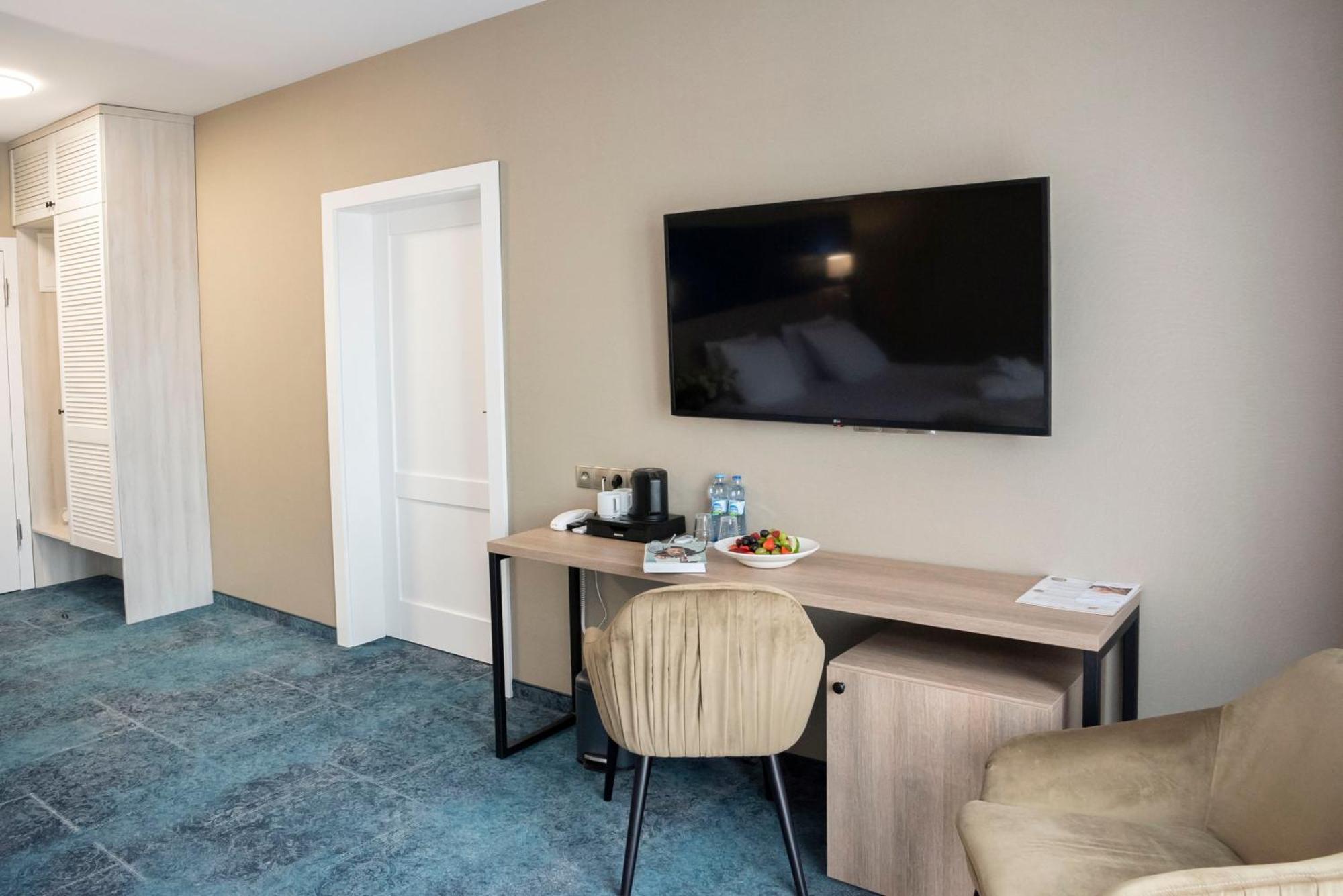 Hotel Szafir Jastrzębia Góra Екстериор снимка